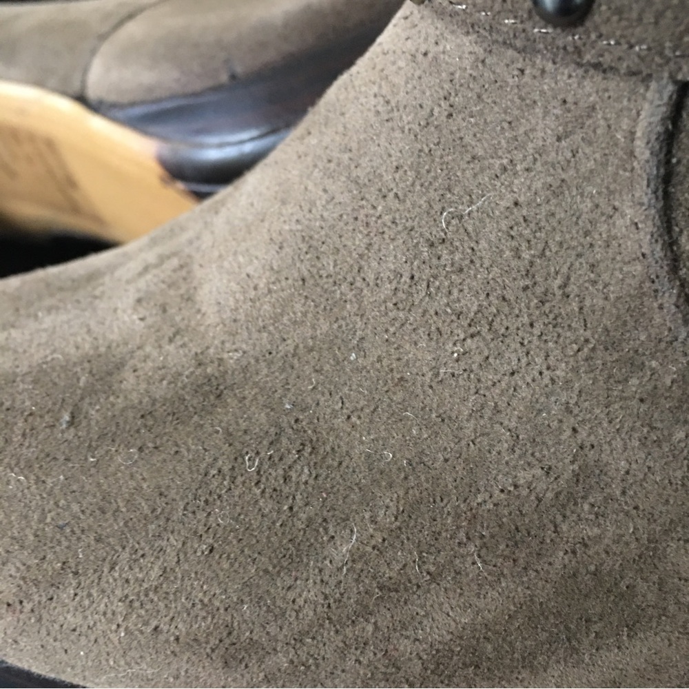 Bakers Lexie Knee High Stiletto Boots Studded Faux Suede Taupe 7.5B Platform - Picture 5 of 12
